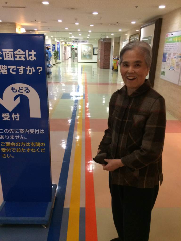 認知症のお茶目な母と過ごす一日