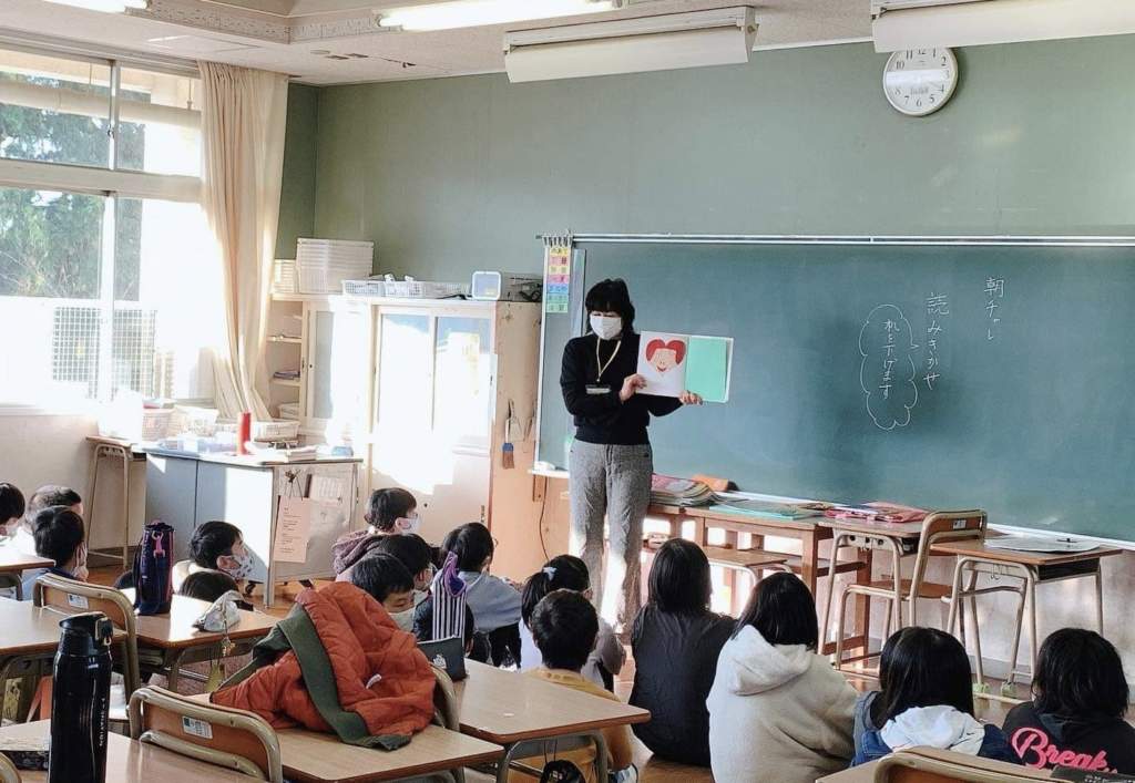 市内小中学校での読み聞かせに行かせてもらってます