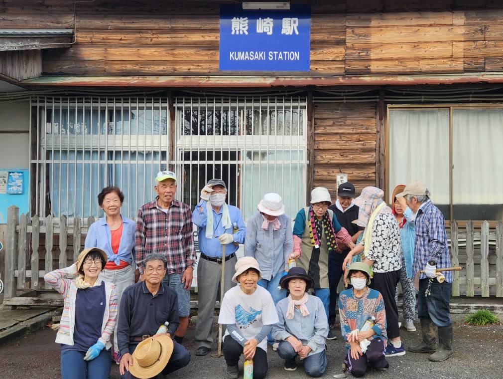 JR熊崎駅の掃除