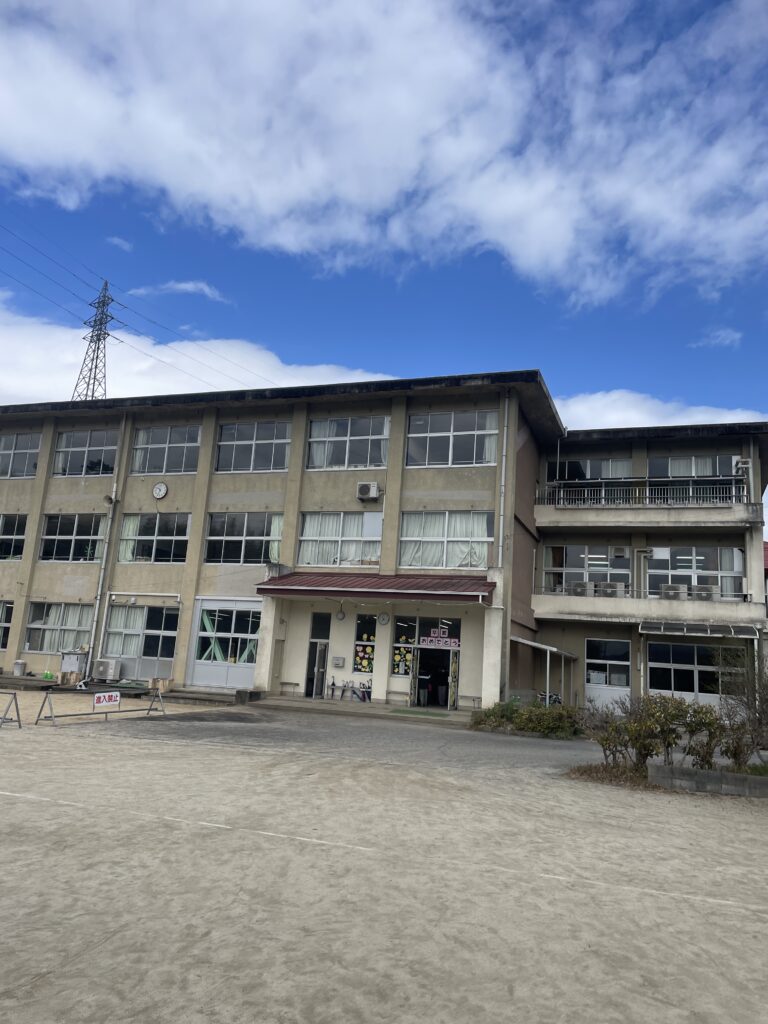 小学校卒業式 おめでとう